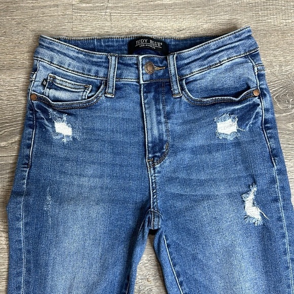 Judy Blue Distressed Mid-Rise Slim Straight Cropped Jeans Blue Sz 3/26 - Picture 2 of 12